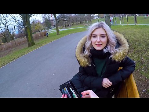 ❤️ Sluk 'n vreemdeling se warm kom vir geld - blowjob in the park deur Eva Elfie ❤️  Seks by ons af.libporno.ru ❌️